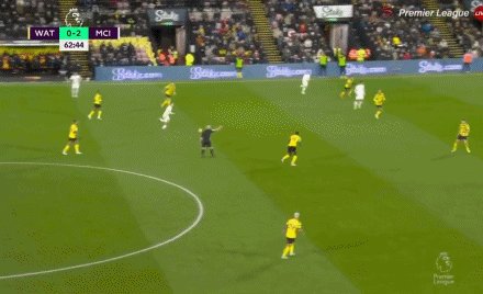 世界杯直播app官网-【英超】B席梅开二度近5场5球 曼城3-1沃特福德登顶