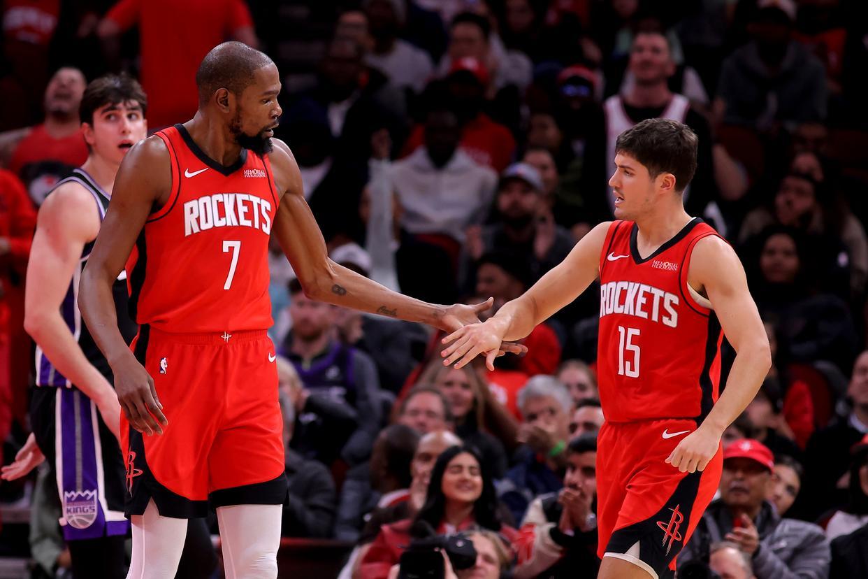 世界杯直播app官网-4人仅得13分！火箭队2阵全面哑火，伊森再缺阵，引替补席连锁反应