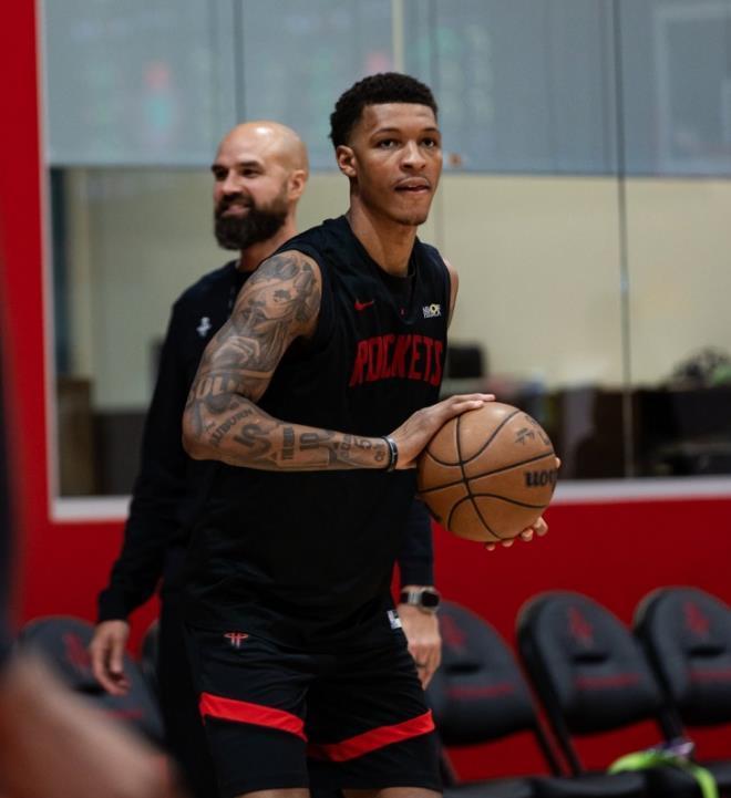 世界杯直播app官网-4人仅得13分！火箭队2阵全面哑火，伊森再缺阵，引替补席连锁反应