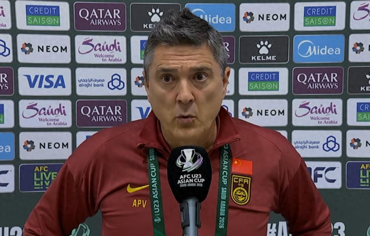 世界杯正版下载安装-越南0-3国足无缘决赛！看看越南球员怎么说，头号球星跪地道歉