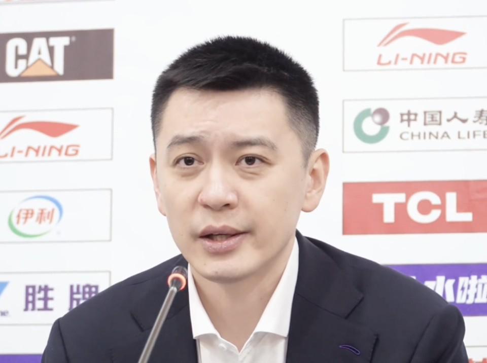 世界杯官方平台-杨鸣：比赛输了但我非常满意，全队12个人都像外援一样在努力