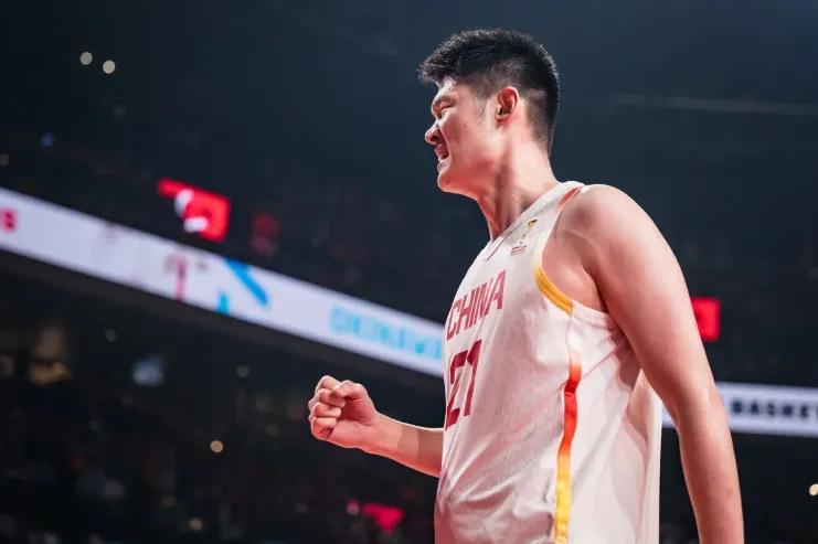 世界杯官方平台-男篮出线稳了，两连逆转升至2胜2负，再赢1场即可晋级第二阶段