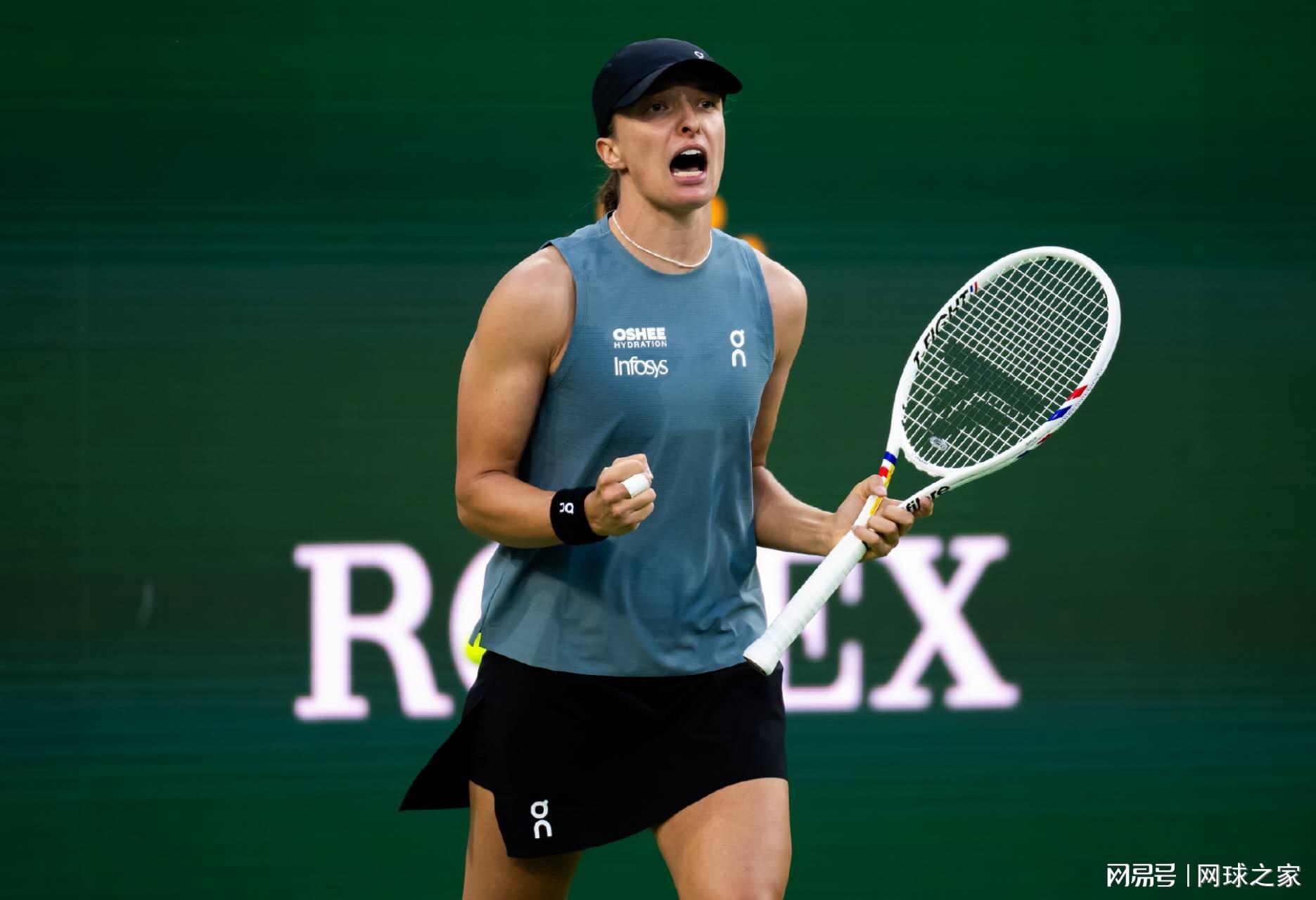 世界杯官方平台-阿卡抱怨每轮都像跟费德勒对决一样难打，丝袜赞穆霍娃女版费天王