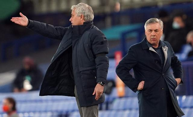 世界杯app下载-穆帅：主裁判和VAR是朋友 对博格巴说什么不感兴趣